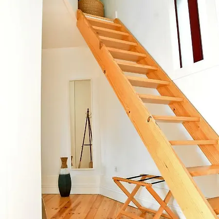 Liiiving In | Aliados Design Apartment *